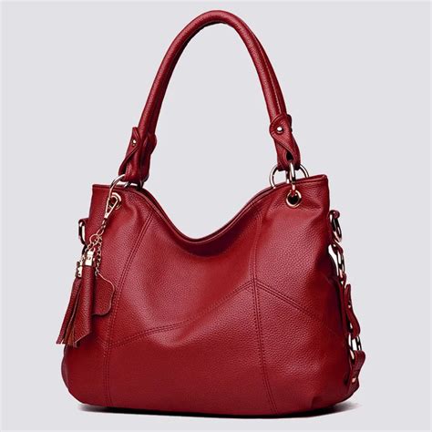 Women's Red Shoulder Bags 